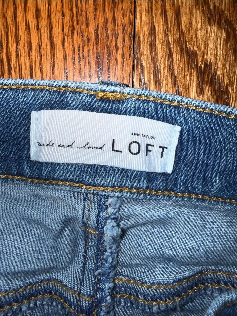 Ann Taylor cropped straight